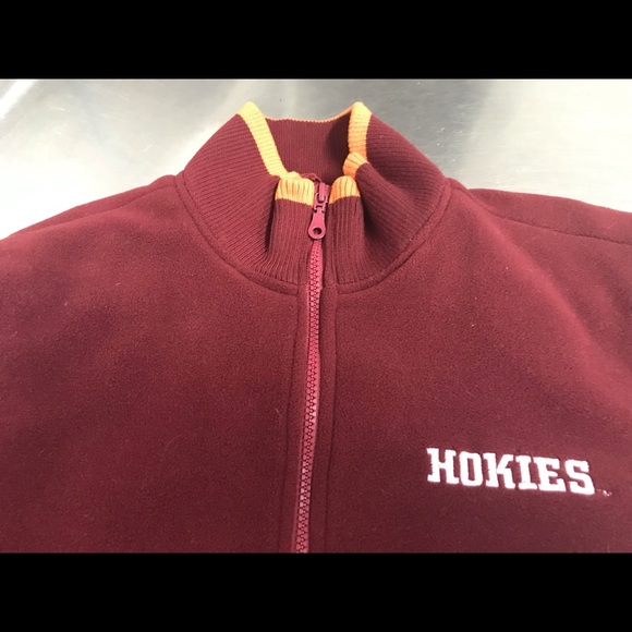 Virginia Tech Medium Women’s Fleece EUC, Foot Warmers VGUC and Mask NWOT - Picture 5 of 13